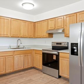 775 Bedivere Cir - Kitchen area