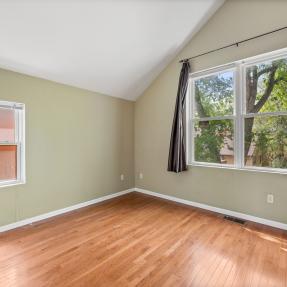 2612 Thornbird Pl - Livingroom