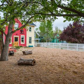 2612 Thornbird Pl - Park
