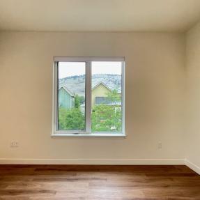 4461 West Court  - Livingroom space