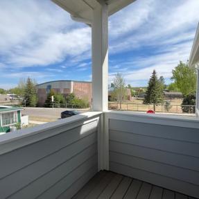951 Cherry Ave B - Balcony