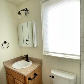 951 Cherry Ave B - Bathroom sink and toilet
