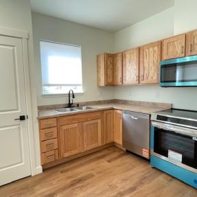 951 Cherry Ave B - Kitchen space