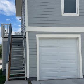 4461 West Ct - Outside stairs