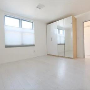 1637 Pearl Street Suite 303 - Bedroom