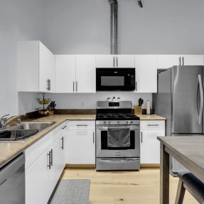 3601 Arapahoe Ave Unit 105 - Kitchen