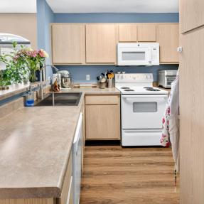 2510 Taft Drive Unit 300 Kitchen area