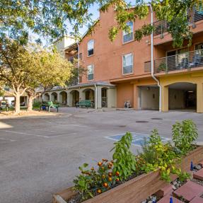 2510 Taft Dr Unit 308 outside building