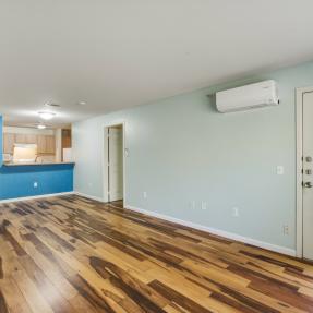 2510 Taft Dr 302 Dining area