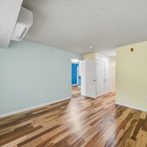 2510 Taft Dr 302 Livingroom area