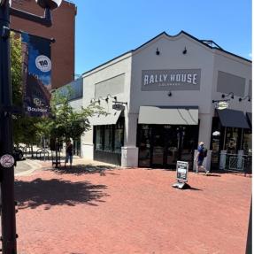 Pearl Street mall photo